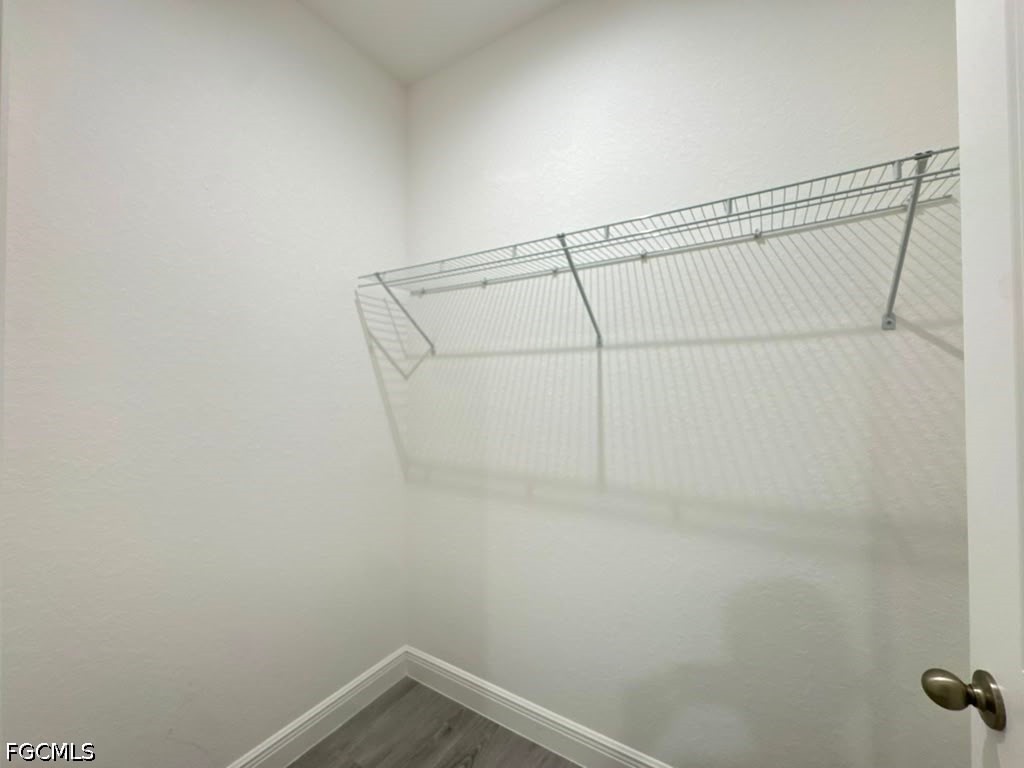 537 Greenbriar Blvd Property Photo 7