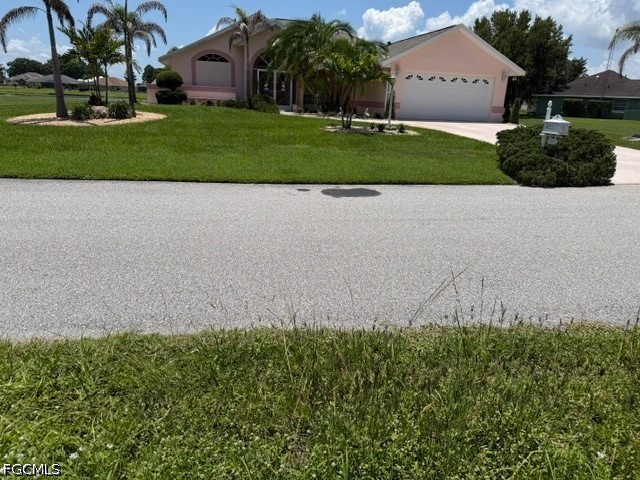 6221 Aquavista Dr Property Photo 2