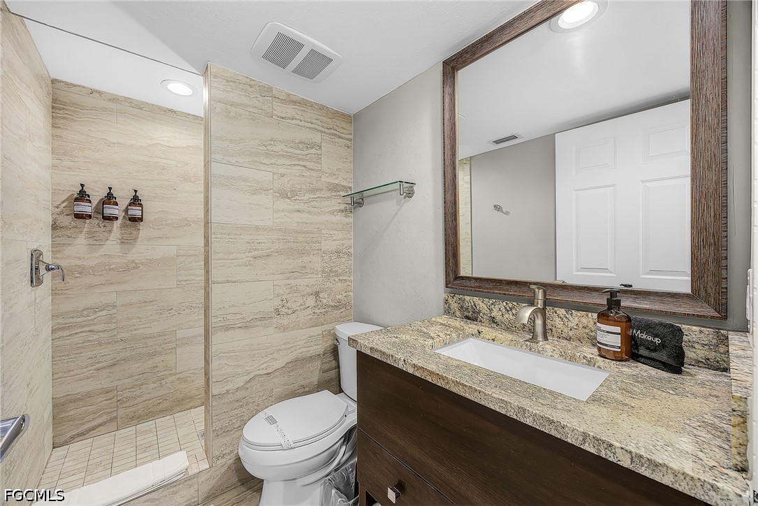 6620 Estero Blvd 1006 Property Photo 18