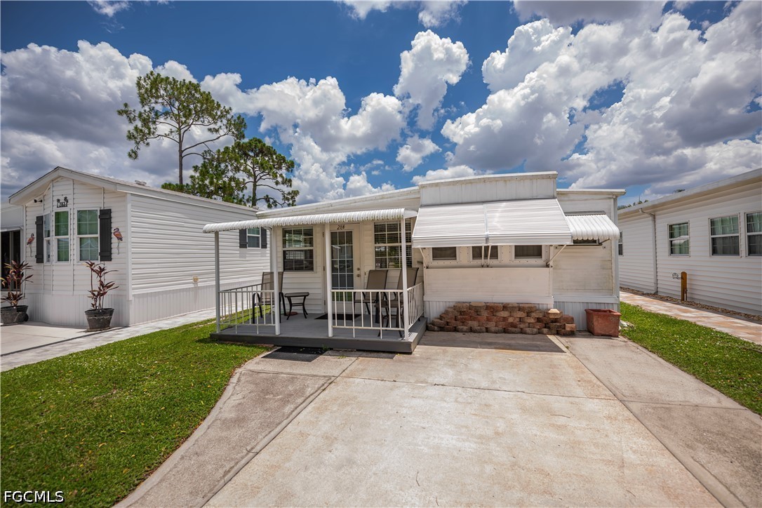 284 Blue Spring Ter Property Photo 1