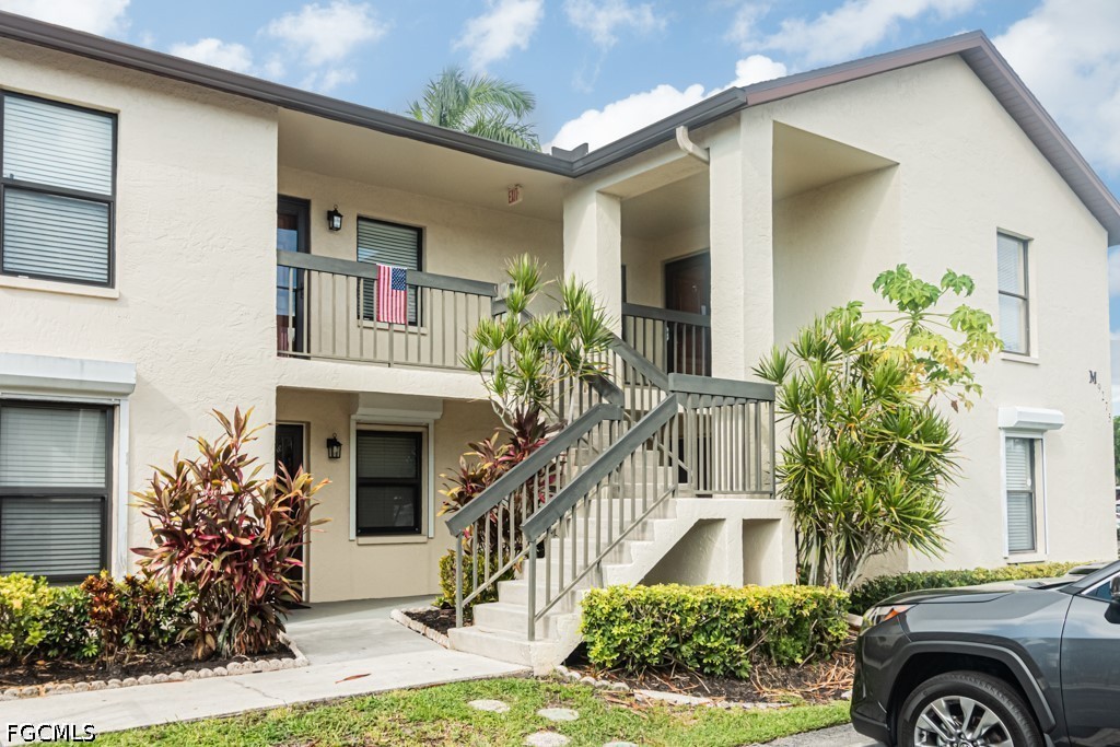 9275 Lake Park Dr 204 Property Photo 2