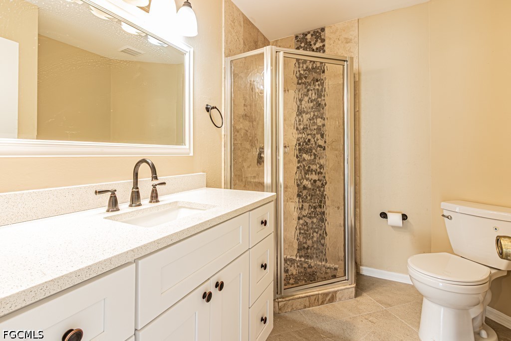 9275 Lake Park Dr 204 Property Photo 11
