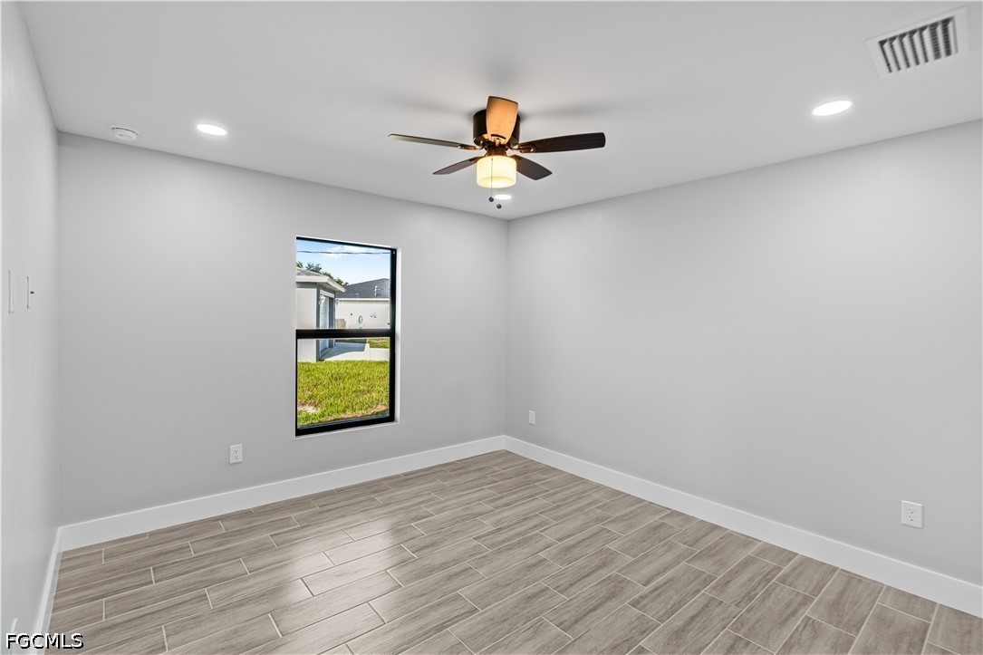 1055 Pluto Ct Property Photo 14
