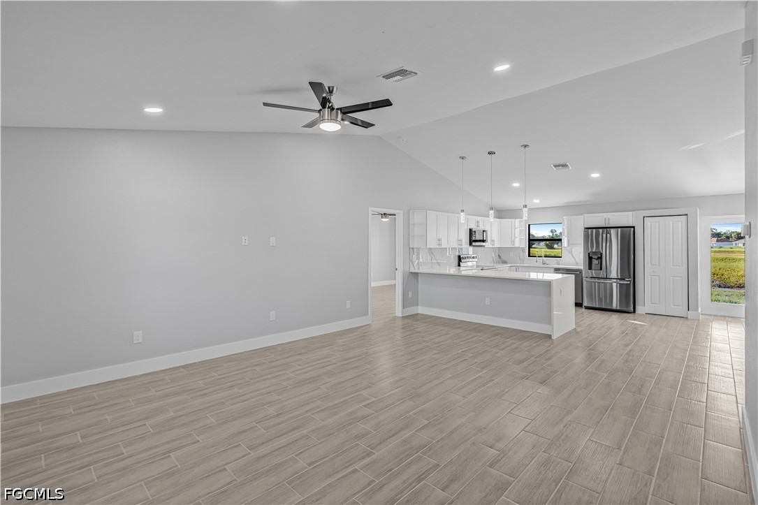1055 Pluto Ct Property Photo 26
