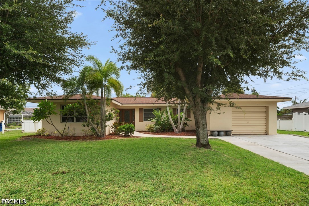 1444 Covington CIR W Property Photo 1