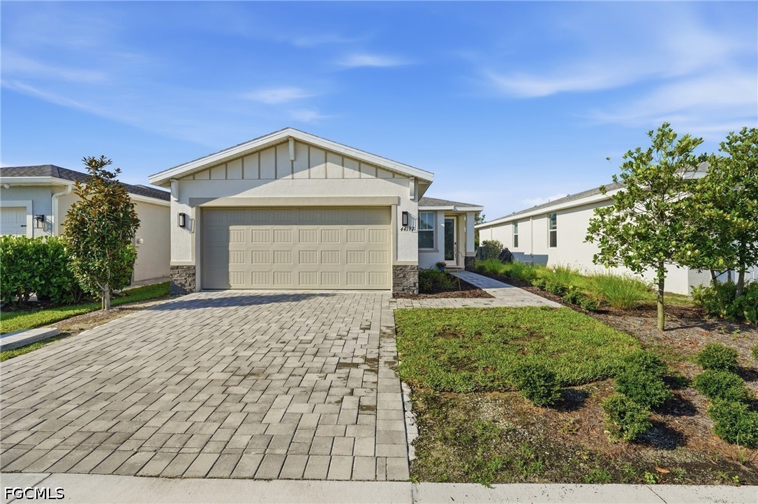 44197 Frontier Dr Property Photo 2