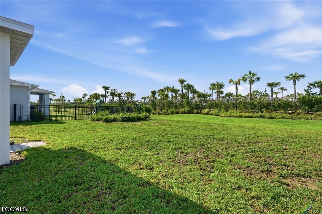 44197 Frontier Dr Property Photo 13