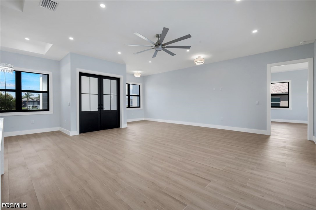 15301 Acorn Cir Property Photo 6