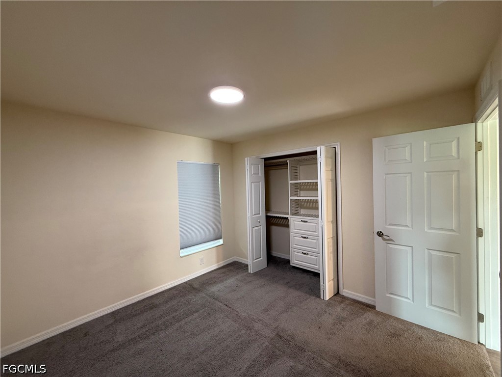 557 Oakshire Ln Property Photo 25