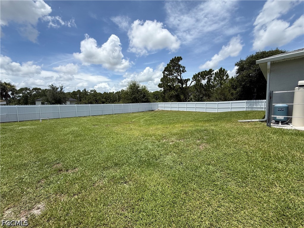 557 Oakshire Ln Property Photo 31