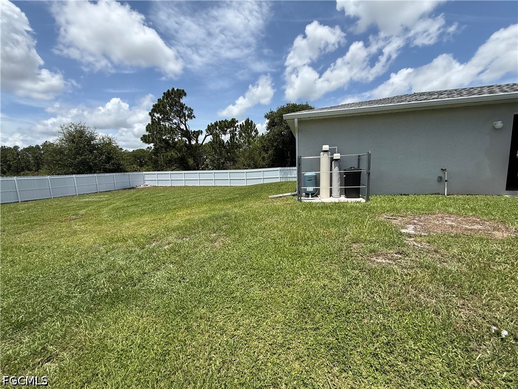 557 Oakshire Ln Property Photo 35