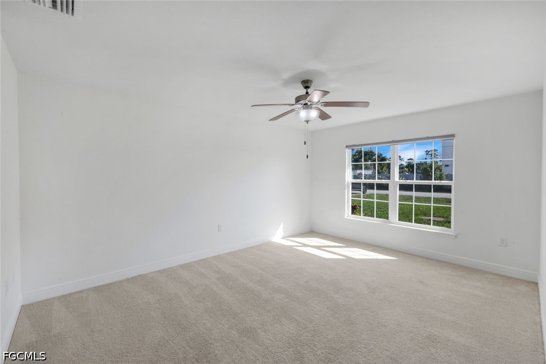 455 Bowman Ter Property Photo 15