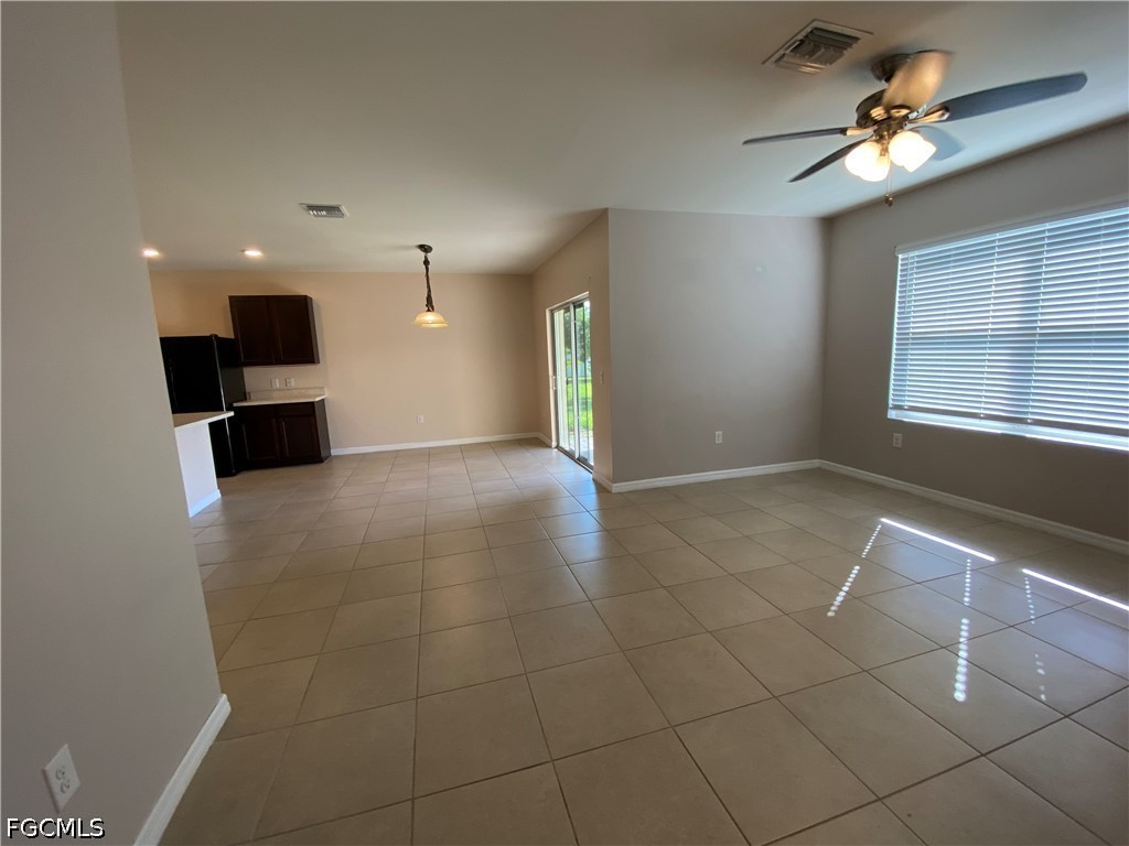 3425 Cancun Ct Property Photo 7
