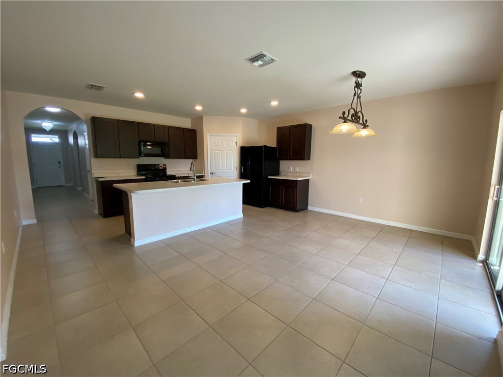 3425 Cancun Ct Property Photo 21