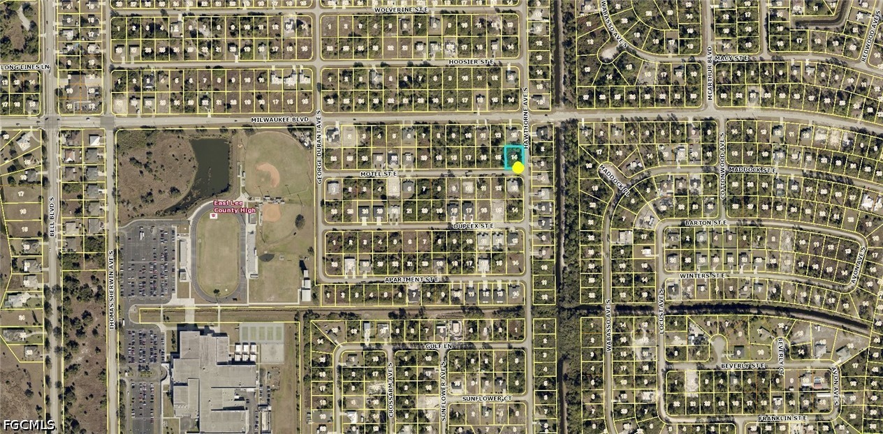 885 Motel St E Property Photo 2