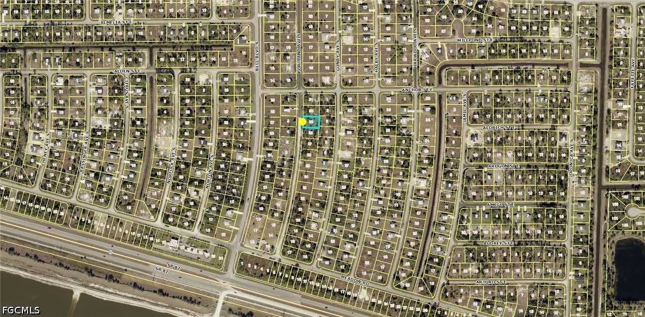 1061 Portland Ave S Property Photo 3