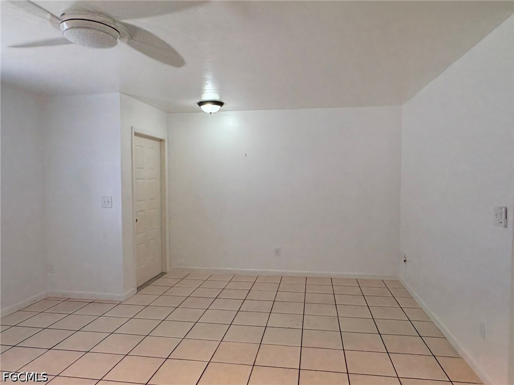 729 Sw 39th St Property Photo 7