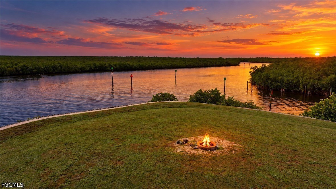5600 Sea Edge Dr Property Photo 4