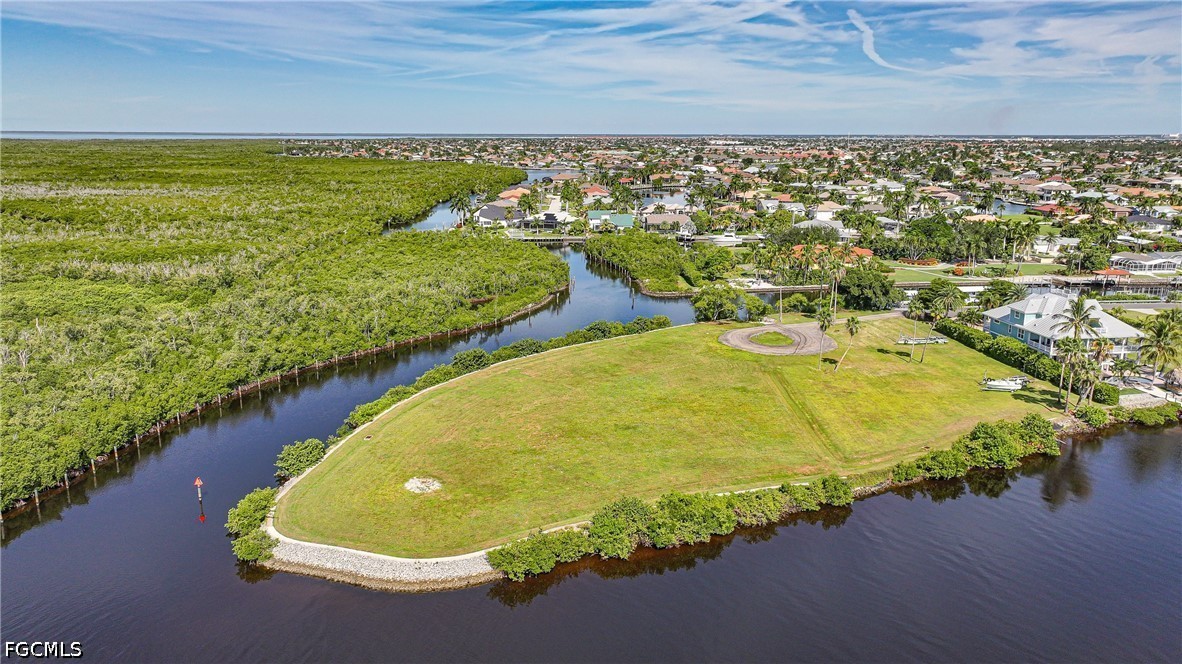 5600 Sea Edge Dr Property Photo 10