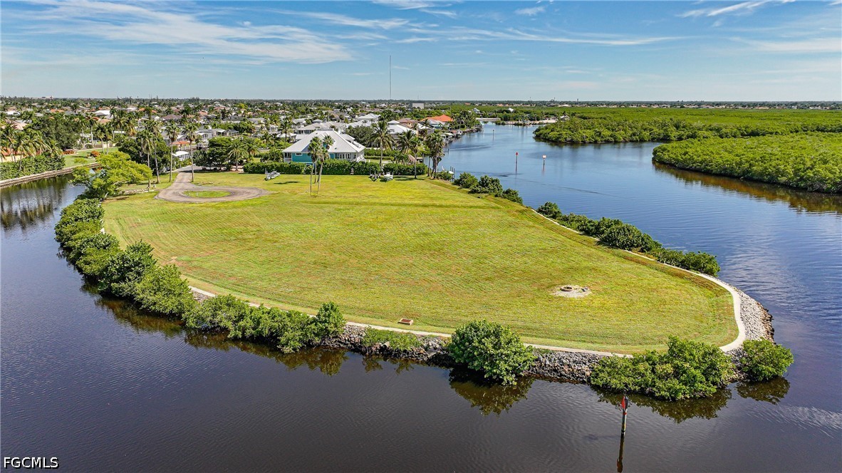 5600 Sea Edge Dr Property Photo 13
