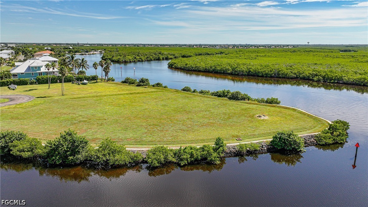 5600 Sea Edge Dr Property Photo 14