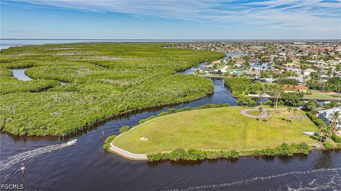 5600 Sea Edge Dr Property Photo 16
