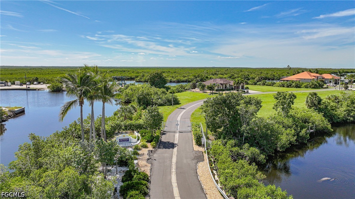 5600 Sea Edge Dr Property Photo 24