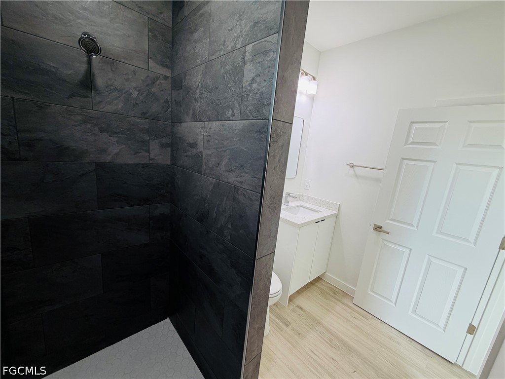 666 Topeka Ct Property Photo 17