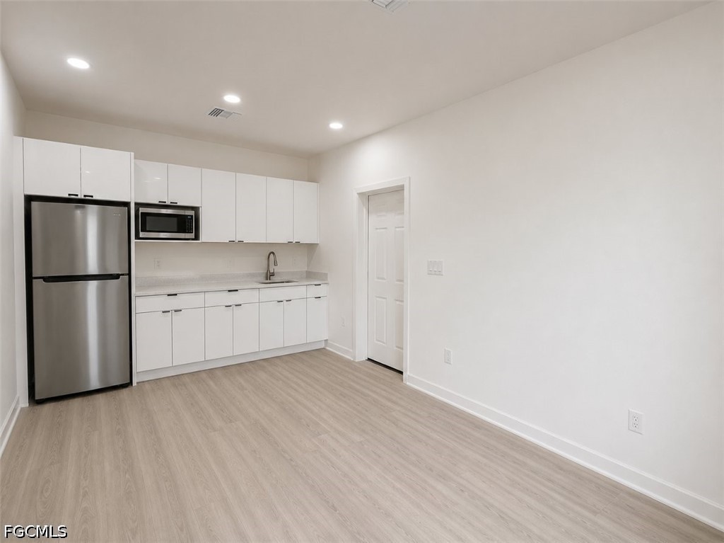 666 Topeka Ct Property Photo 19