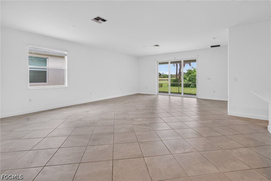 9156 Leatherwood Loop Property Photo 10