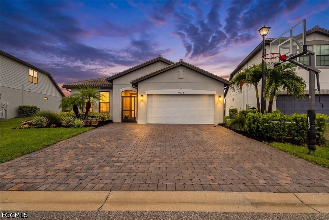 9214 Bexley Dr Property Photo