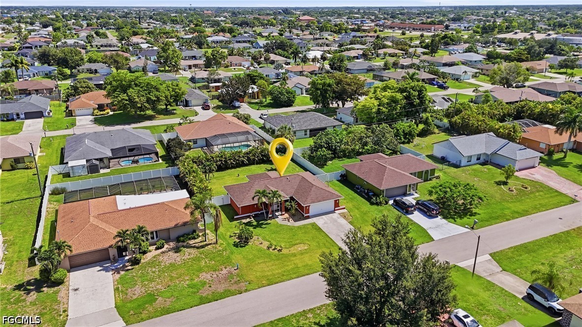 1403 Ne Van Loon Ter Property Photo 10