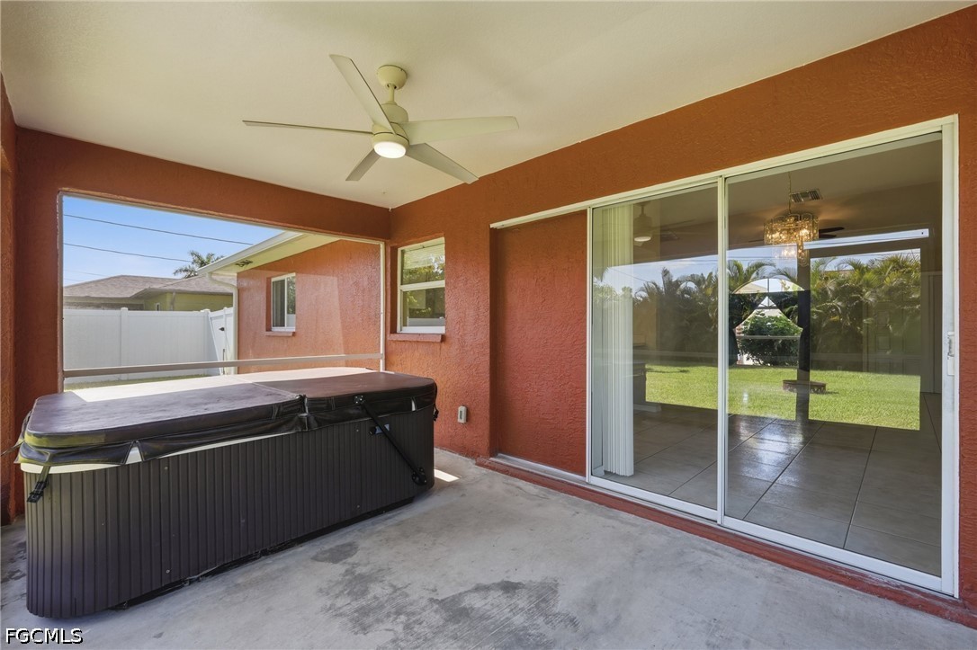 1403 Ne Van Loon Ter Property Photo 39