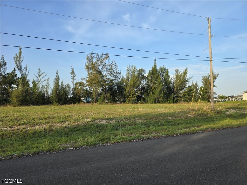 2124 Ne 35th Ln Property Photo 2
