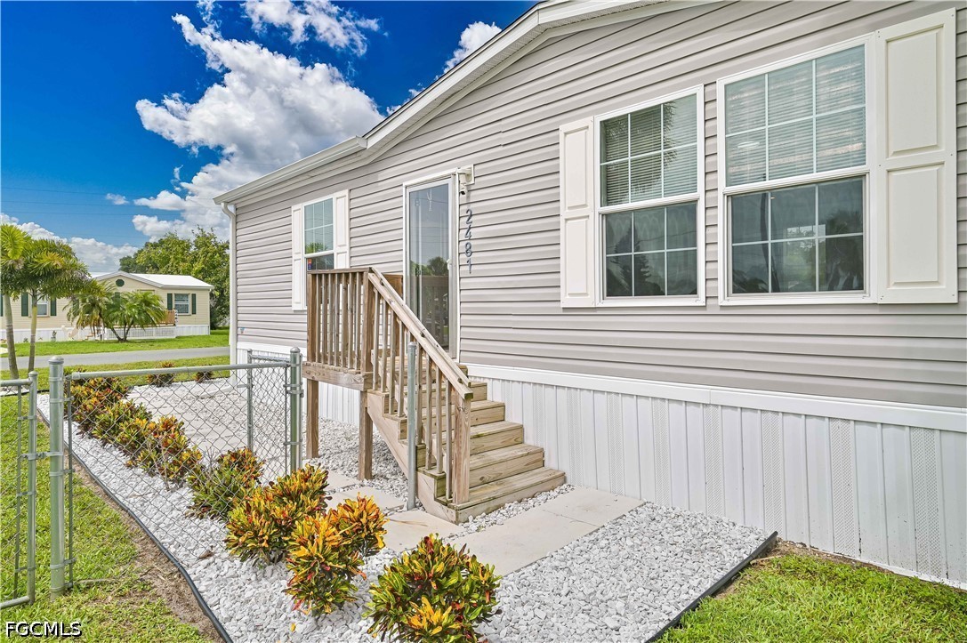 2481 Austin Smith Ct Property Photo 6
