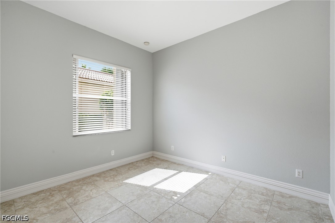 2513 Keystone Lake Dr Property Photo 12