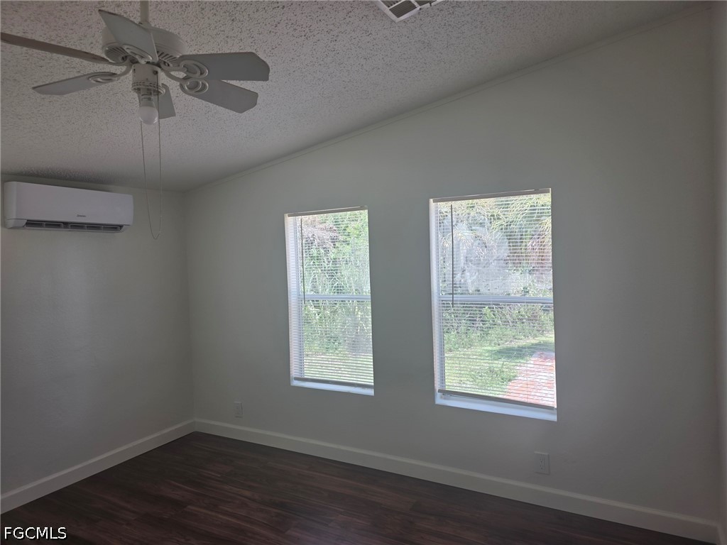 425 Tanner Rd Property Photo 10