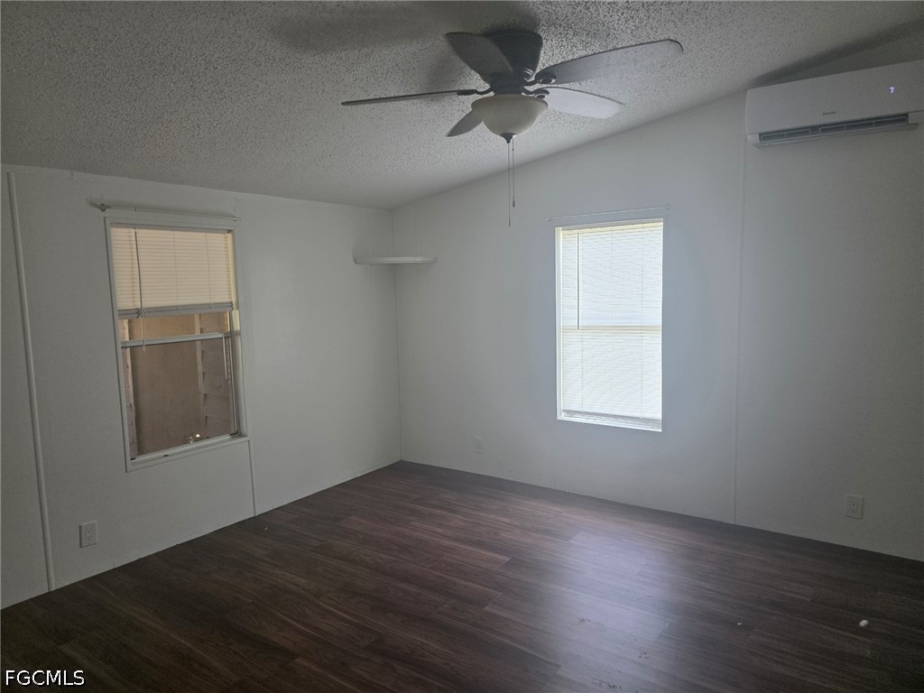 425 Tanner Rd Property Photo 12