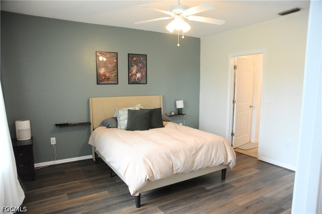 1220 Cloplon St E Property Photo 5
