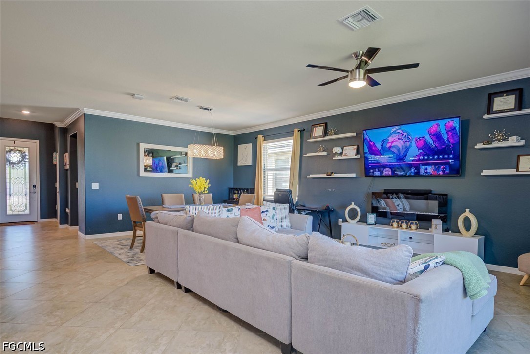 3652 E Hampton Cir Property Photo 5