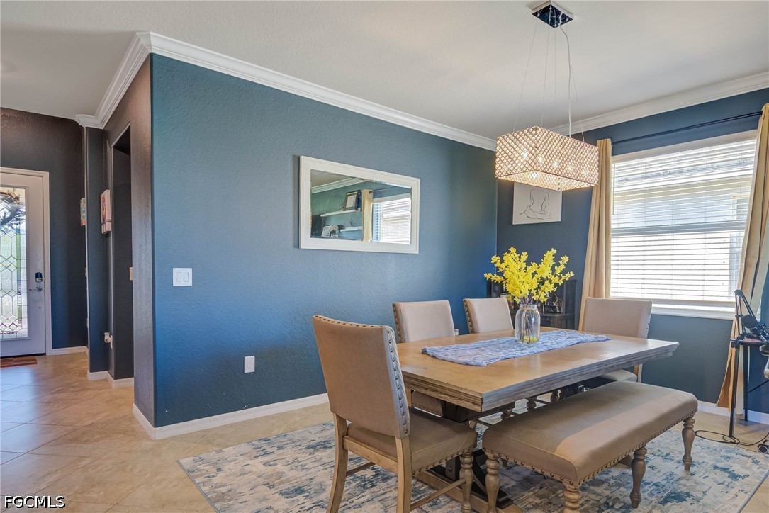 3652 E Hampton Cir Property Photo 8