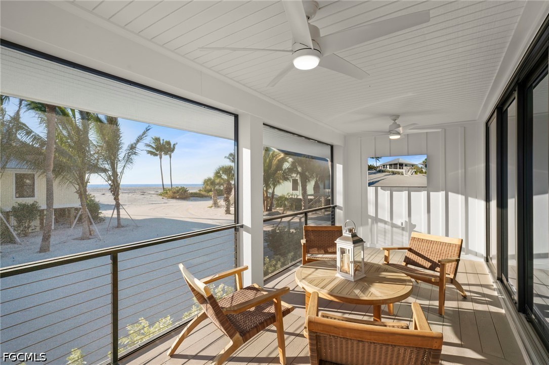 25 Beach Homes Property Photo 15