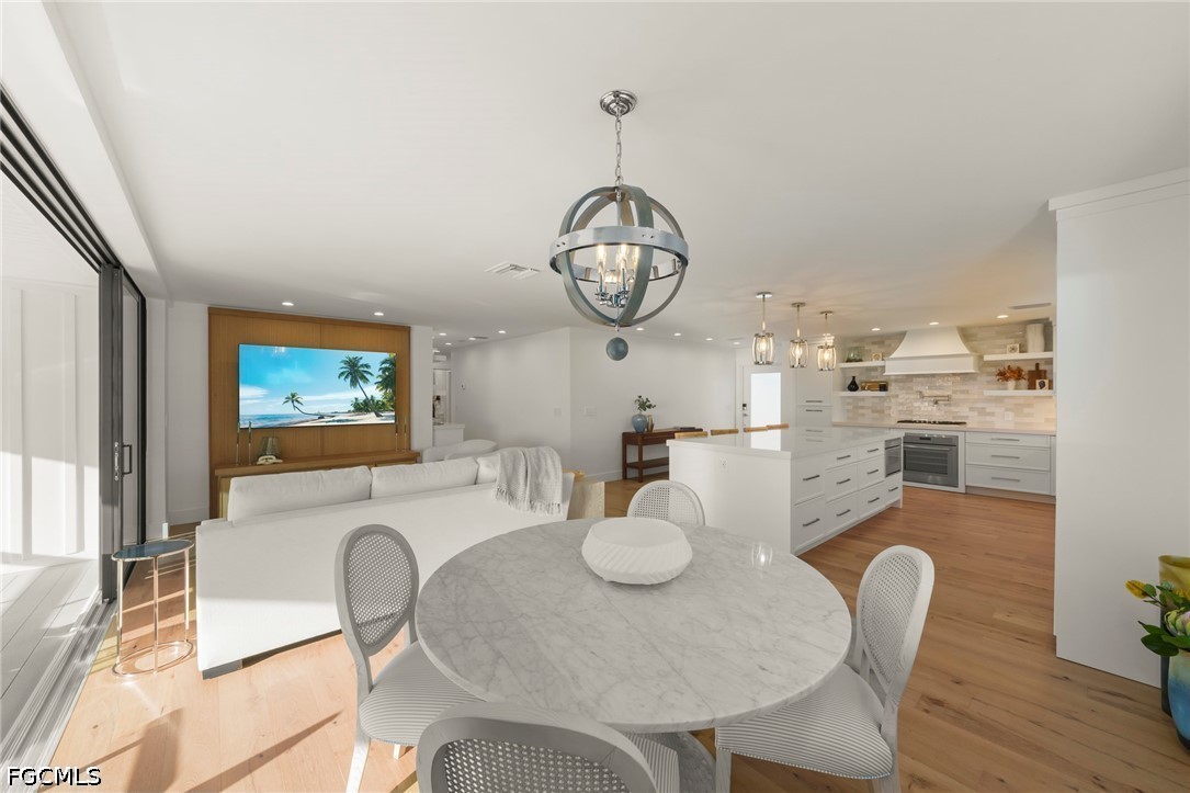 25 Beach Homes Property Photo 19
