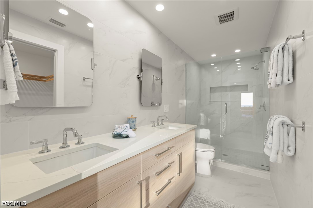 25 Beach Homes Property Photo 27