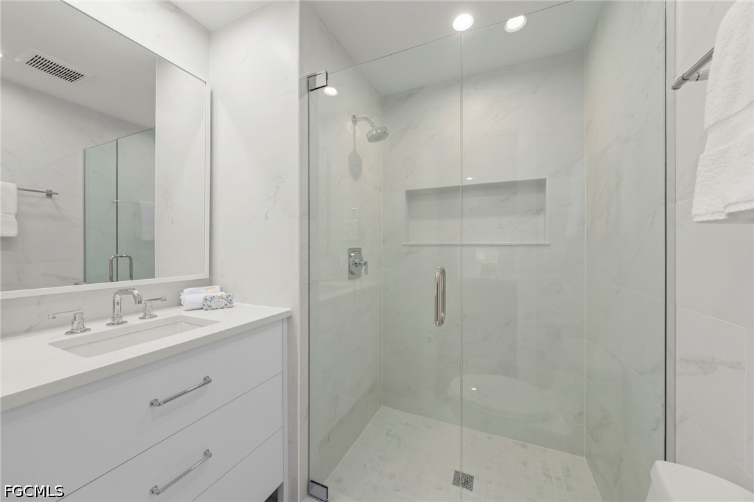 25 Beach Homes Property Photo 32