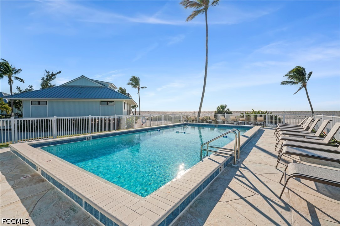 25 Beach Homes Property Photo 44