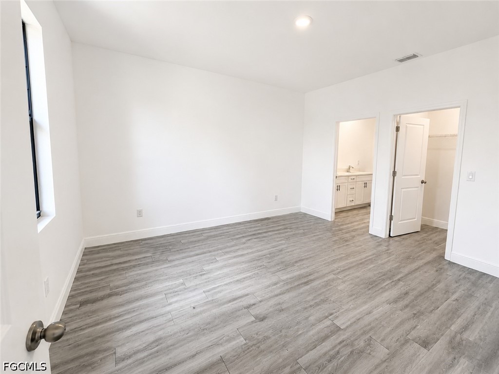 6203 Forest Ct Property Photo 3