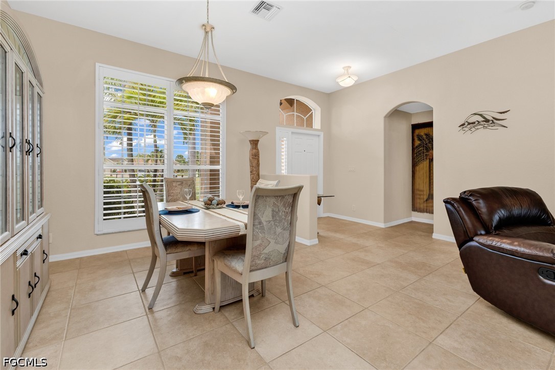 608 Trumpet Tree Property Photo 11