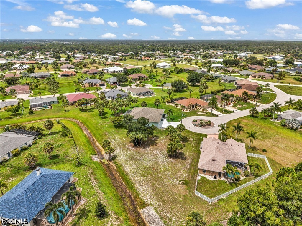 604 Trumpet Tree Property Photo 15