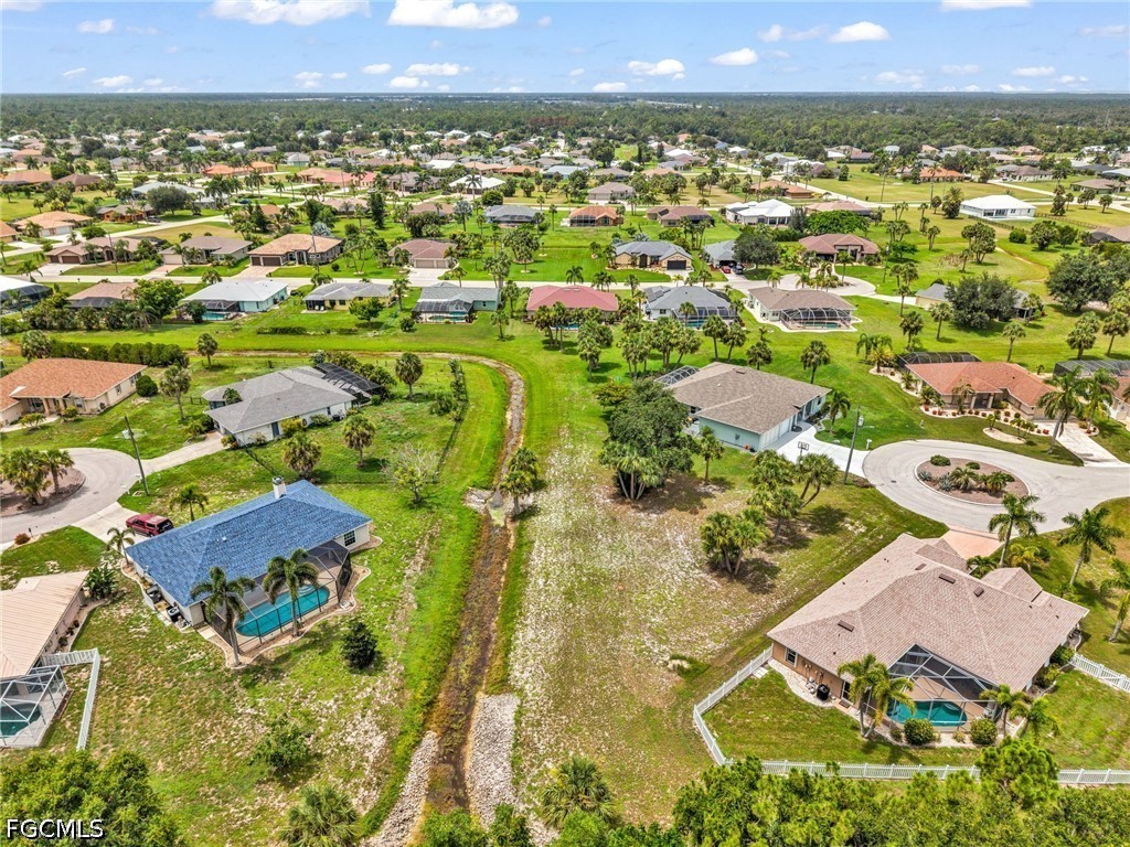 604 Trumpet Tree Property Photo 16